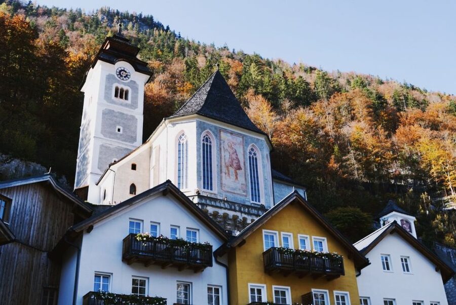 Vienna: Hallstatt & Alpine Peaks Day Trip with Admont Abbey - Where Gmunden fits in: more than just a drive-by