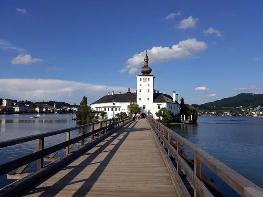 Vienna: Hallstatt and Salzburg Day Tour - Meeting near Vienna’s Opera House: where you’ll actually start