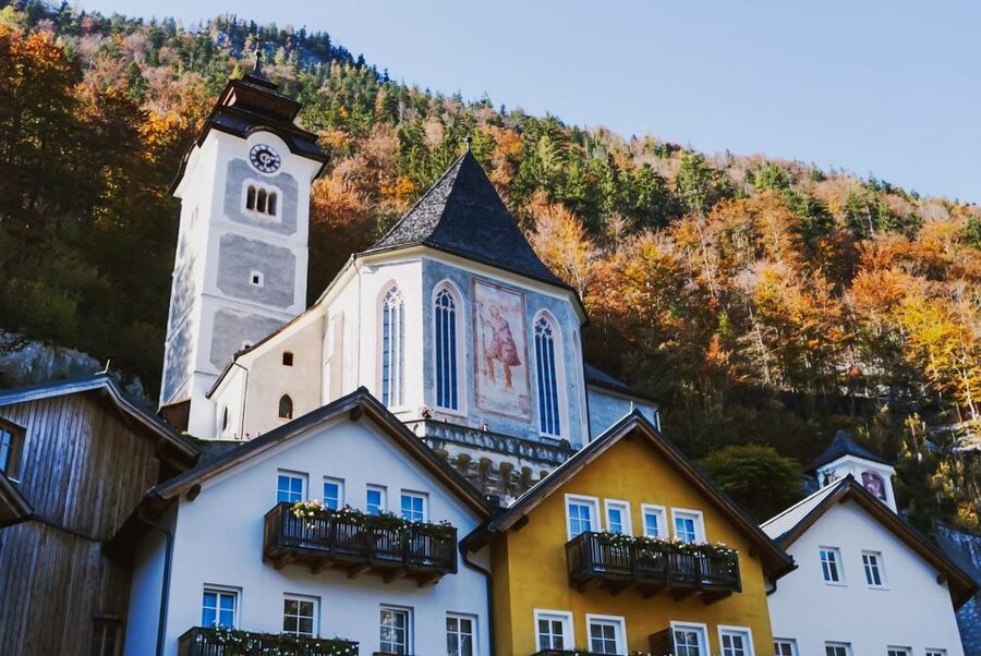 Vienna: Hallstatt Day Trip with Boat Ride Option - Timing inside Hallstatt: enough time to see the town, not enough to do everything