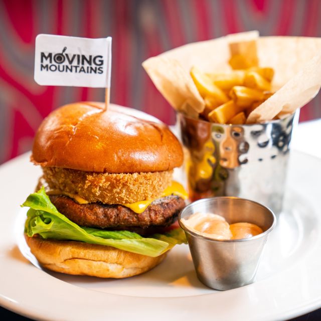 Vienna: Hard Rock Cafe with Set Menu for Lunch or Dinner - Key points to know before you go