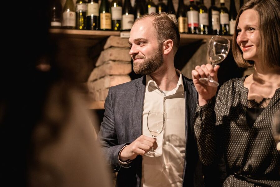 Vienna: Hidden Wine Cellars Tasting Experience - Practical Tips Before You Go