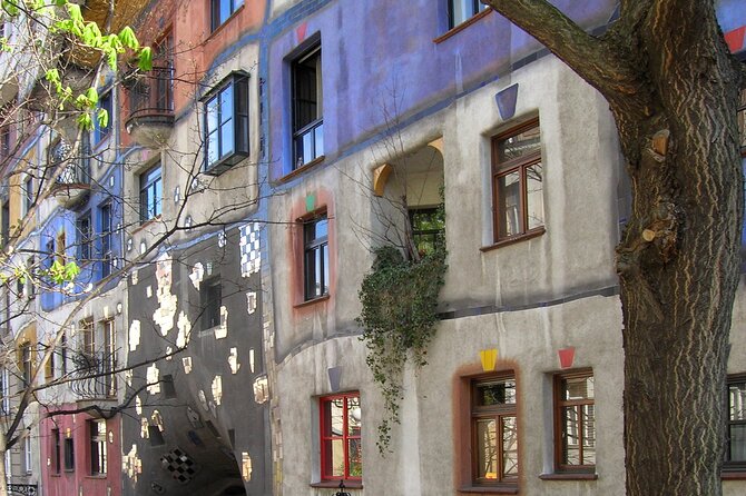 Vienna Highlights Self guided scavenger hunt and Walking Tour - How the Vienna hunt works in real life