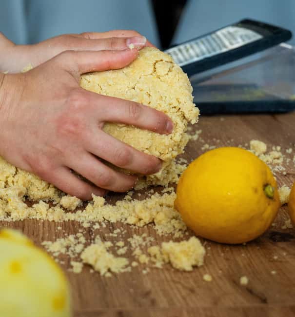 Vienna: Italian-Austrian Pastry Class – Pasticciotto & Drink - Making shortcrust pastry dough from scratch (and getting it right)