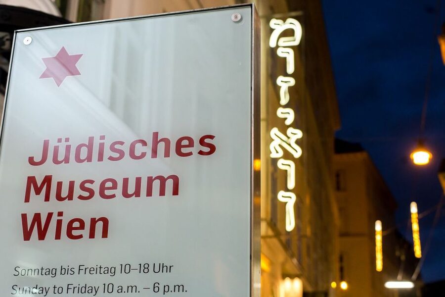 Vienna: Jewish Museum Vienna and Museum Judenplatz Tickets - Second Floor Storyline: From Middle Ages to the Holocaust Through Objects