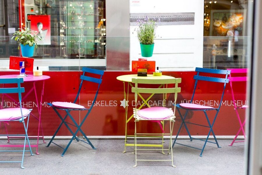 Vienna: Jewish Museum Vienna and Museum Judenplatz Tickets - Temporary Exhibitions, Seating Breaks, and How to Use the Audio Guide