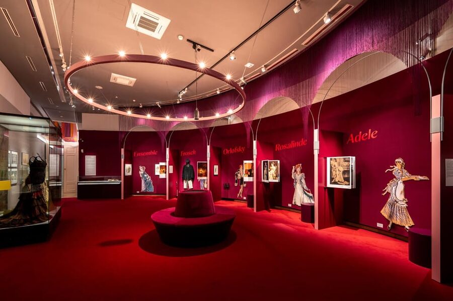 Vienna: Johann Strauss 200th birthday anniversary exhibition - Palais Lobkowitz is the perfect stage for Strauss