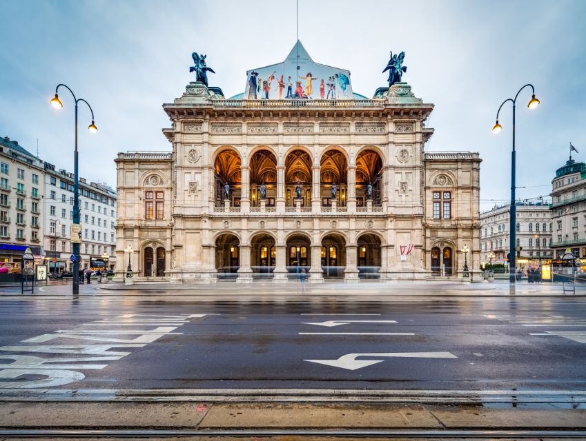 Vienna: Mozart, Beethoven, & Strauss Private Tour - Vienna State Opera and Theater an der Wien: where Strauss premieres mattered