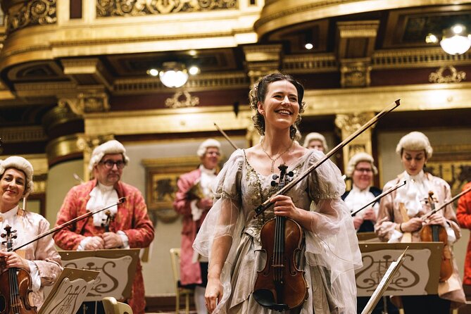 Vienna Mozart VIP Package: Concert, Dinner and Carriage Ride - 6:00 pm start time: how the schedule shapes your evening