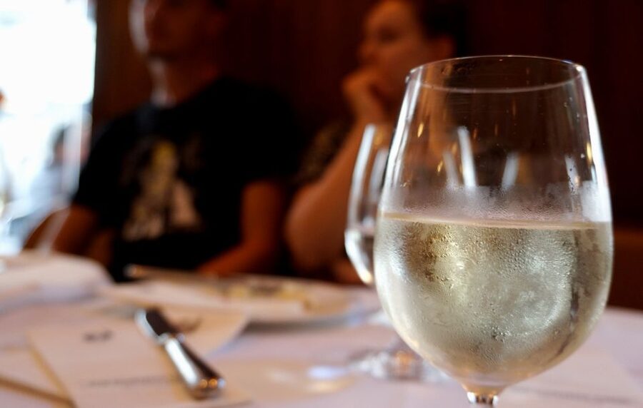 Vienna Nightlife Tour: Dinner, Drinks & Rooftop Bar - Price and Value: What $187 Buys You in the Real World