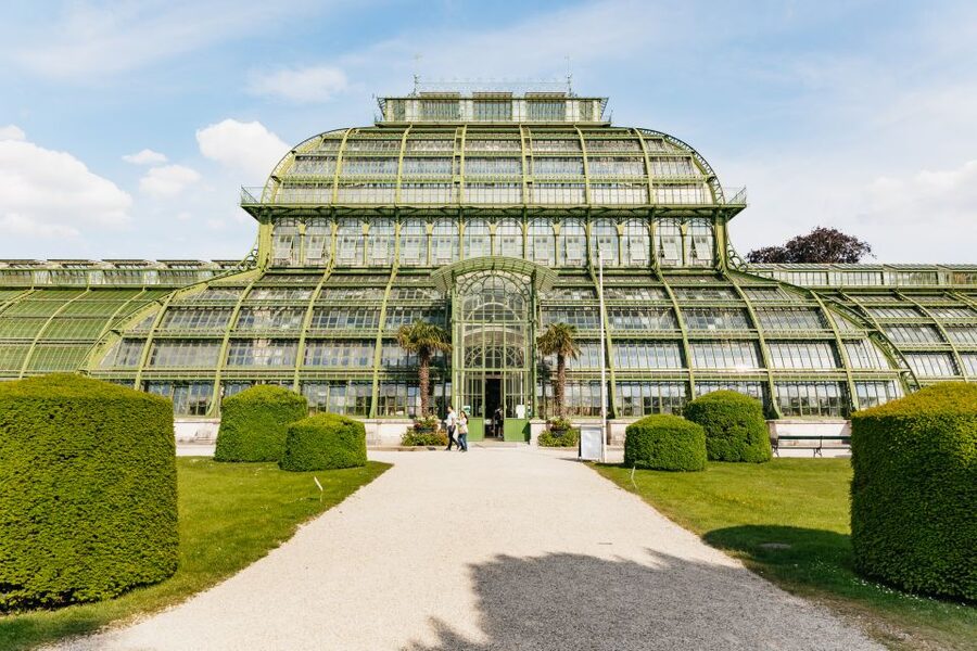 Vienna: Panorama Train Tickets to explore Schönbrunn Palace - Who should book this Panoramabahn ride
