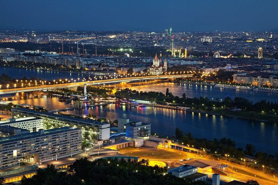 Vienna: Panoramic Night Tour by Bus - The Big Idea: A 1-Hour Vienna Night Overview Without the Walking