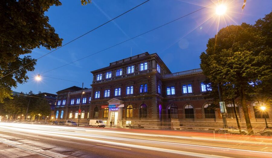 Vienna: Panoramic Night Tour by Bus - Audioguide in 16 Languages: What It Adds (and What to Expect)