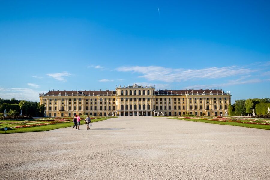 Vienna PASS: All incl. Sightseeing Pass for 85+ Attractions - How the Hop-on Hop-off Buses Really Help (and Where They Don’t)
