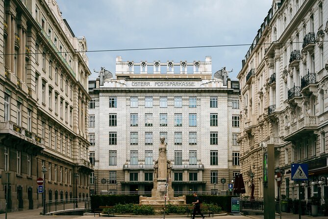 Vienna Photography Masterclass - Private Photography Lesson - What the Photographer Guide Actually Helps You Do