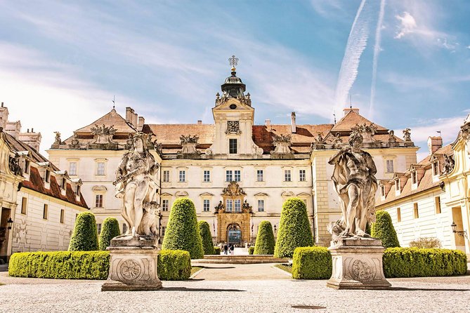 Vienna-Prague One-Way Sightseeing Tour Bus - Price and value: what you’re really paying for