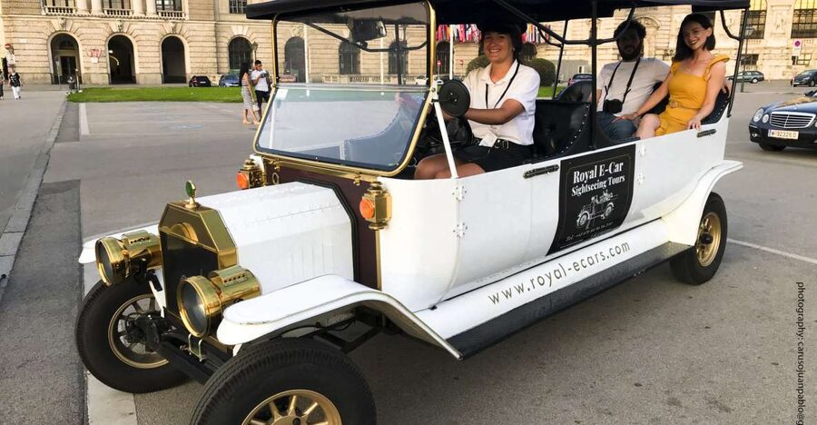 Vienna: Private Electric Car Sightseeing Tour - Why an electric old-timer makes sense for Vienna’s center