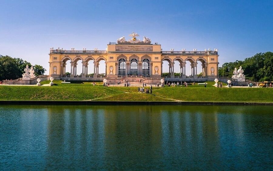 Vienna: Private Half-Day Sightseeing Tour - Parliament Building and the logic of Vienna’s politics