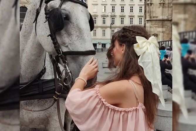 Vienna Private Photo Tour for Social Media - What to pack (so your photos look better immediately)