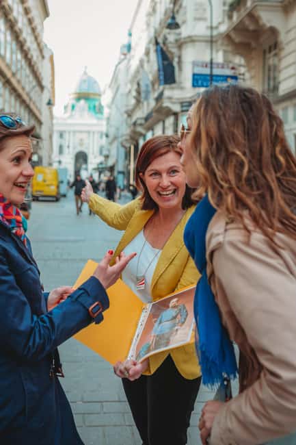 Vienna: Private Walking Tour of the Historic Center - Hofburg Palace and Empress Sisi: turning buildings into stories