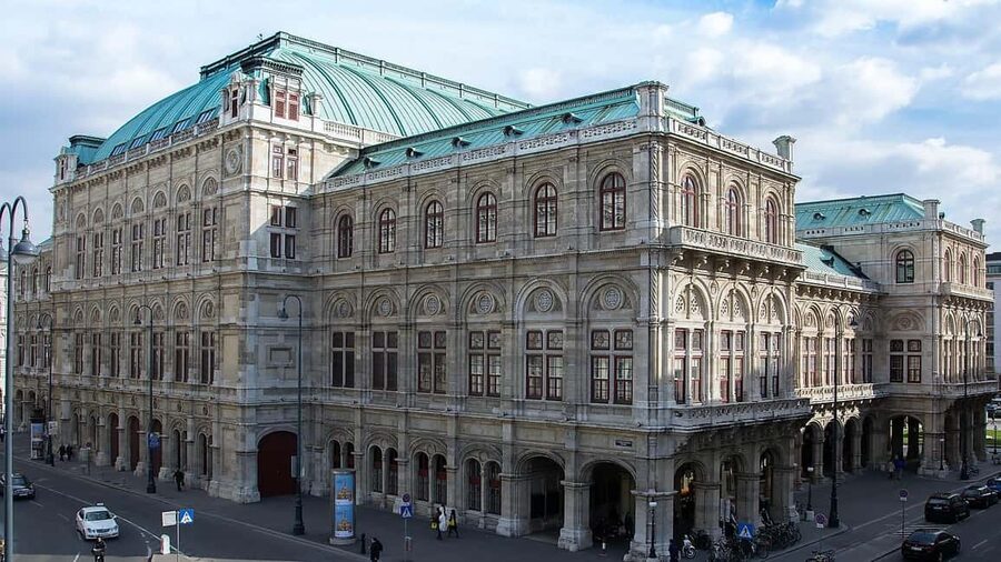 Vienna: Private Walking Tour of the Historic Center - Café Central and Vienna coffeehouse culture: an optional upgrade worth planning