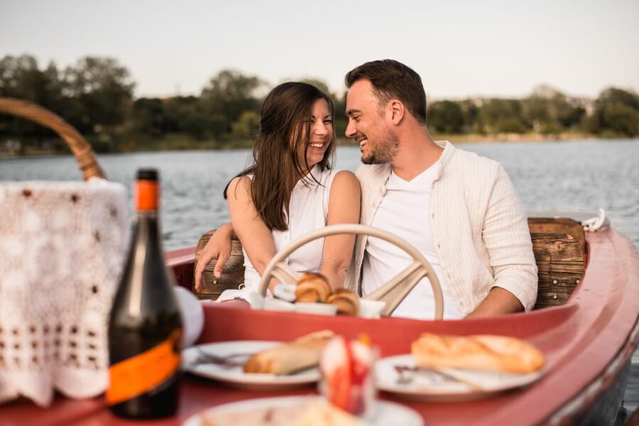 Vienna: Retro Boat Tour on the Danube River with Picnic - Key Highlights That Make This Danube Tour Worth It