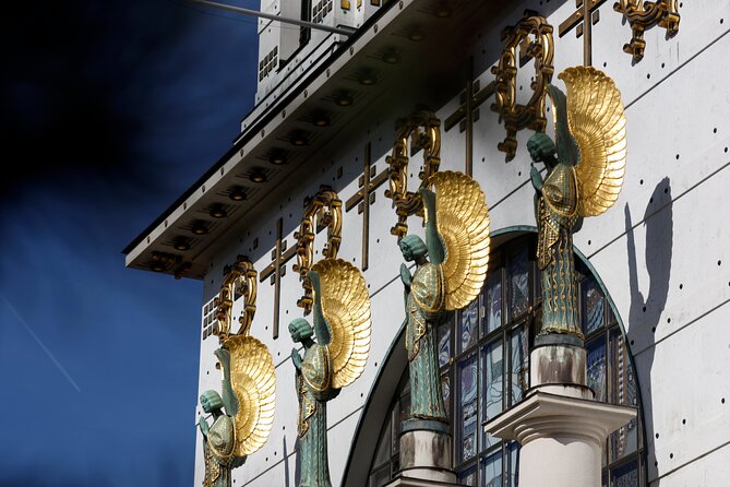 Vienna's Hills Private tour: Nature & Hidden Architectural Jewels - Wien Feuerwache Am Steinhof: When a Fire Station Becomes Architecture