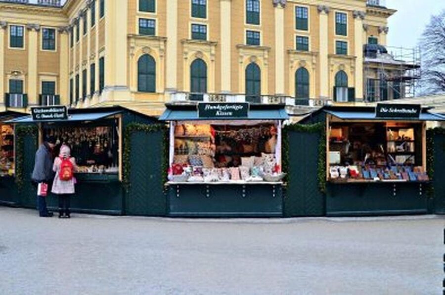 Vienna: Schönbrunn Palace & Christmas Market Walking Tour - Key things I’d plan around