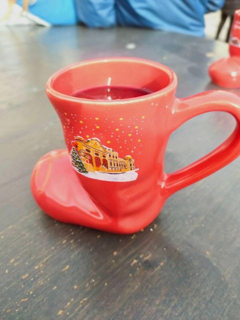 Vienna: Schönbrunn Palace & Christmas Market Walking Tour - Before you go: shoes, bags, and arriving on time