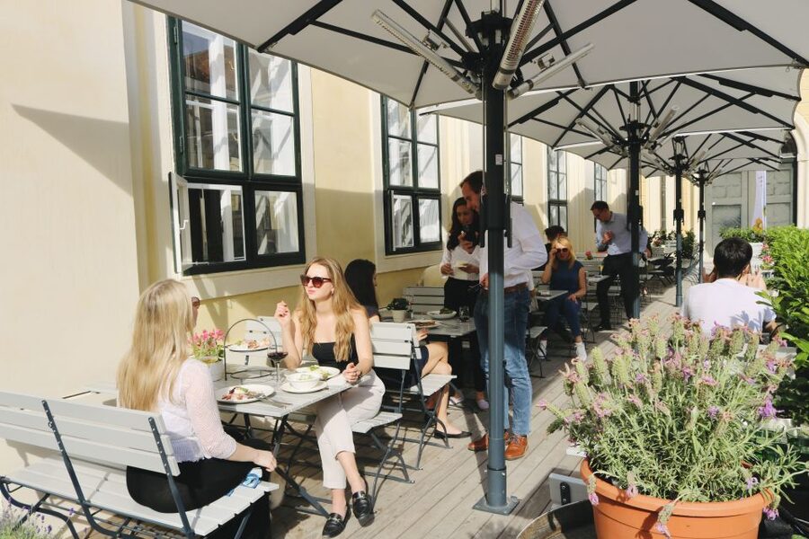 Vienna: Schönbrunn Palace Entry Ticket with Lunch - Gardens, Seasonal Mood, and What to Do with Extra Time