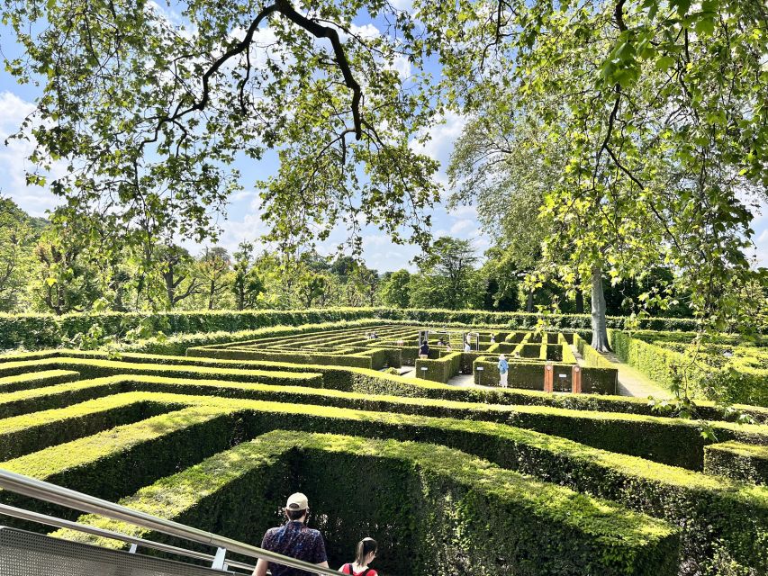Vienna: Schönbrunn Palace & Garden Skip-the-Line Guided Tour - Group Size, Guide Style, and Bilingual Format (German and English)