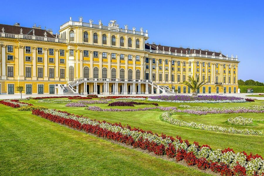 Vienna: Schönbrunn Palace & Gardens Skip-the-Line Tour - Inside Schönbrunn Palace: 22 Staterooms and the Stories That Make It Make Sense