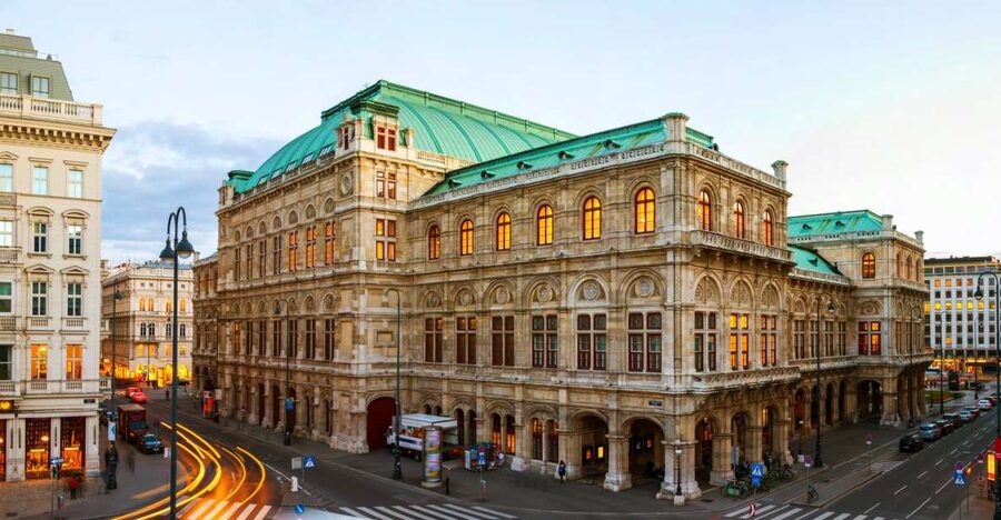 Vienna: Self-Guided Audio Walking Tour on Your Phone - Why a phone audio walk makes sense in Vienna