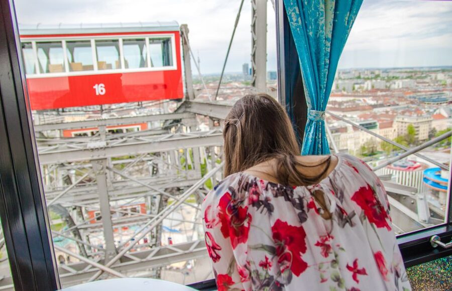 Vienna: Skip-the-cashier-desk-line Giant Ferris Wheel Ride - Pairing This With the Rest of Your Vienna Day (Without Stress)