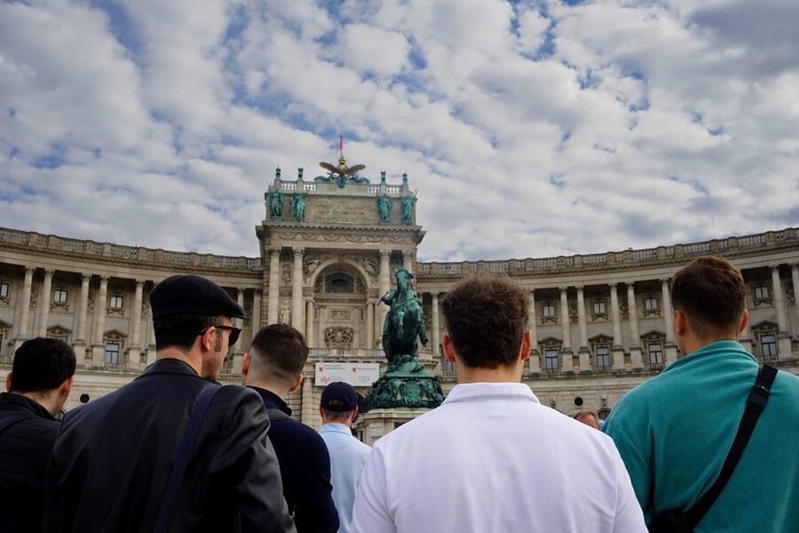 Vienna: Skip-the-Line Hofburg and Empress Sisi Museum Tour - Spanish Riding School pass-by: the Lipizzaner link