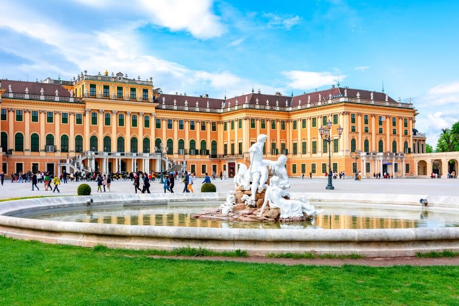Vienna: Skip-the-Line Schönbrunn Palace and Gardens Tour - Quick Reasons This Schönbrunn Tour Gets High Marks