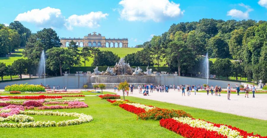 Vienna: Skip-the-Line Schönbrunn Palace & Gardens Tour - Inside the palace: the official 22-room Highlights Route