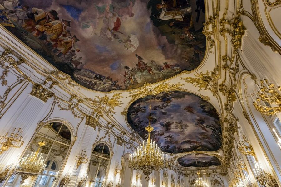 Vienna: Skip-the-Line Schönbrunn Palace & Gardens Tour - Roman Ruins and the garden stops you shouldn’t speed past