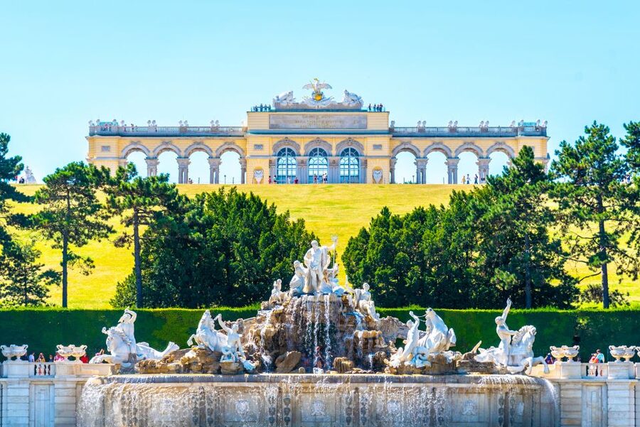 Vienna: Skip-the-Line Schonbrunn Palace Private Tour - Languages, private group pace, and who it suits best