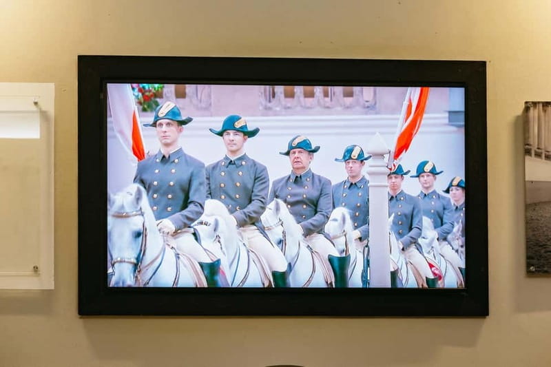 Vienna: Spanish Riding School Guided Architectural Tour - FAQ