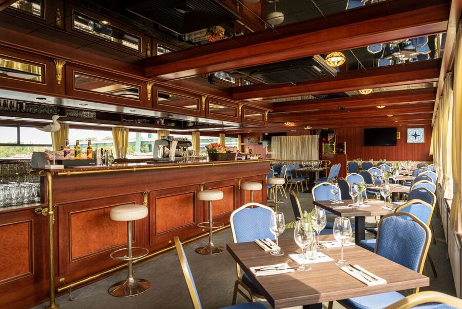 Vienna: Sunset Summer Cruise - Where the ship takes you: Donauplatte, Danube Tower, Millennium Tower