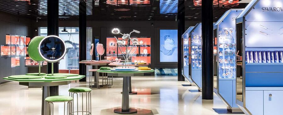 Vienna: Swarovski House Tour with Champagne & Gift - Group Size, Timing, and Comfort: Why This Tour Fits a Real Day