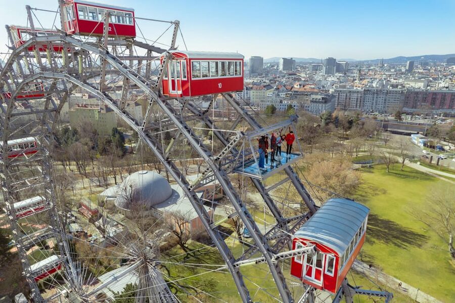 Vienna: The Vienna Ferris Wheel: Platform 9 Adventure Ride - Key things to know before you go