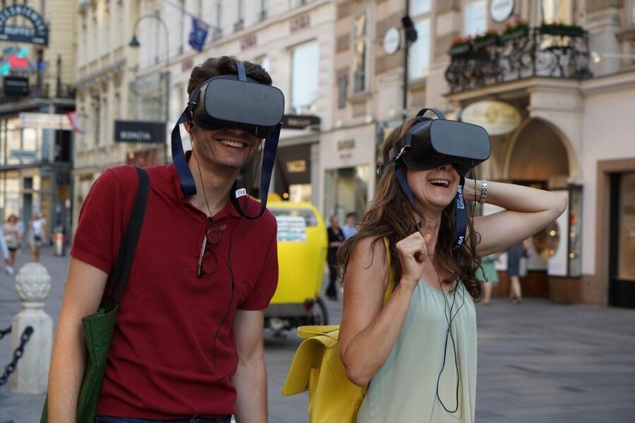Vienna: Time Traveling Virtual Reality Sightseeing Tour - Hofburg hunting with Sisi and Franz Joseph: royalty made personal
