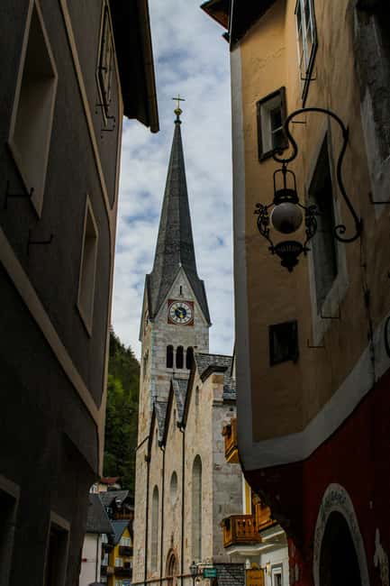 Vienna to Hallstatt: Europe’s Most Beautiful Village - Arriving in Hallstatt: the photo stop that turns into orientation