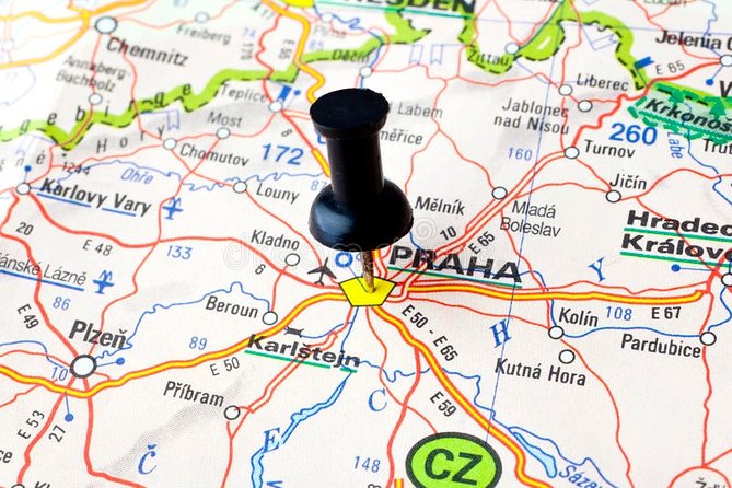 Vienna to Prague - Private Transfer with 2 hours of Sightseeing - Lunch Timing and How to Use the Included Bottled Water