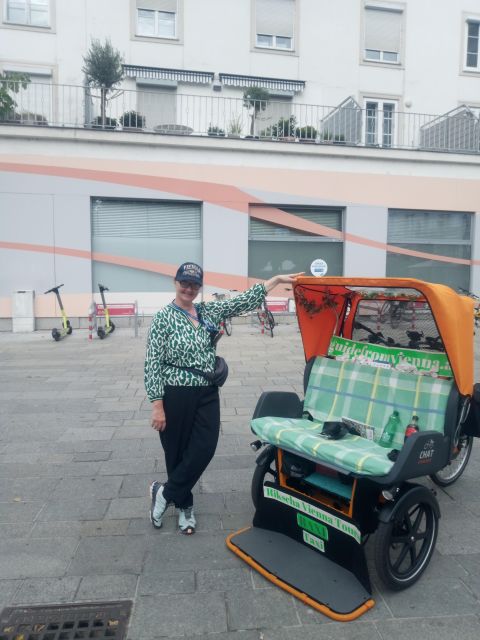 Vienna: Tour RAXI (electric rickshaw) 3 hours in Vienna - Hundertwasser House: The Ecological Building Story You Can’t Fake