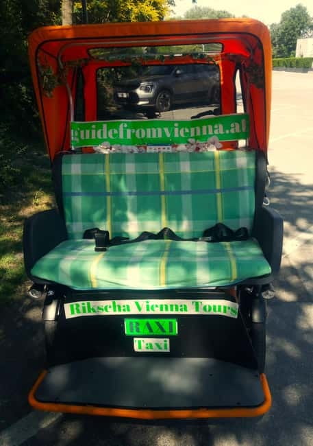 Vienna: Tour with locals in RAXI electric rickshaw - Danube Park and the Old Danube: Green Breaks That Still Feel Like Vienna
