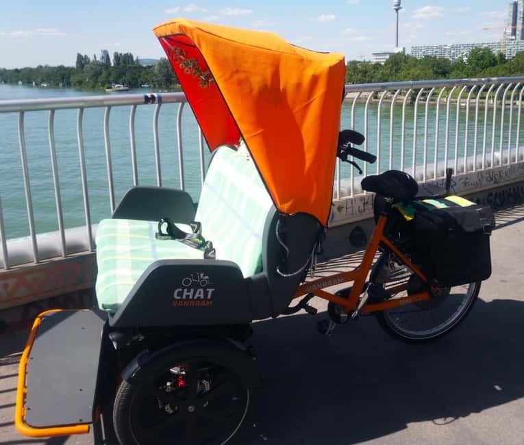 Vienna: Tour with locals in RAXI electric rickshaw - Getting Set Up: Pickup, Headsets, and How the Tour Flows