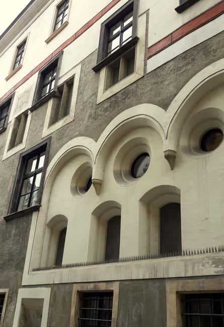 Vienna tours for you with locals - Price and value: $23 for a story-led local walk