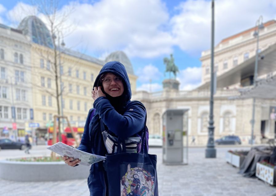 Vienna: True Crime Guided Walking Tour - Meeting Behind City Hall: Friedrich Schmidt Monument and the Storytime Flag